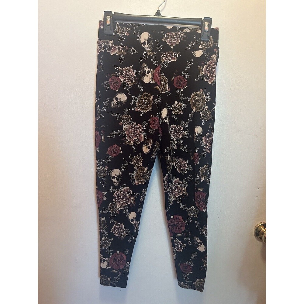 TORRID Womens Size L Black Skull Roses Ankle Crop Leggings Athletic Workout Gym